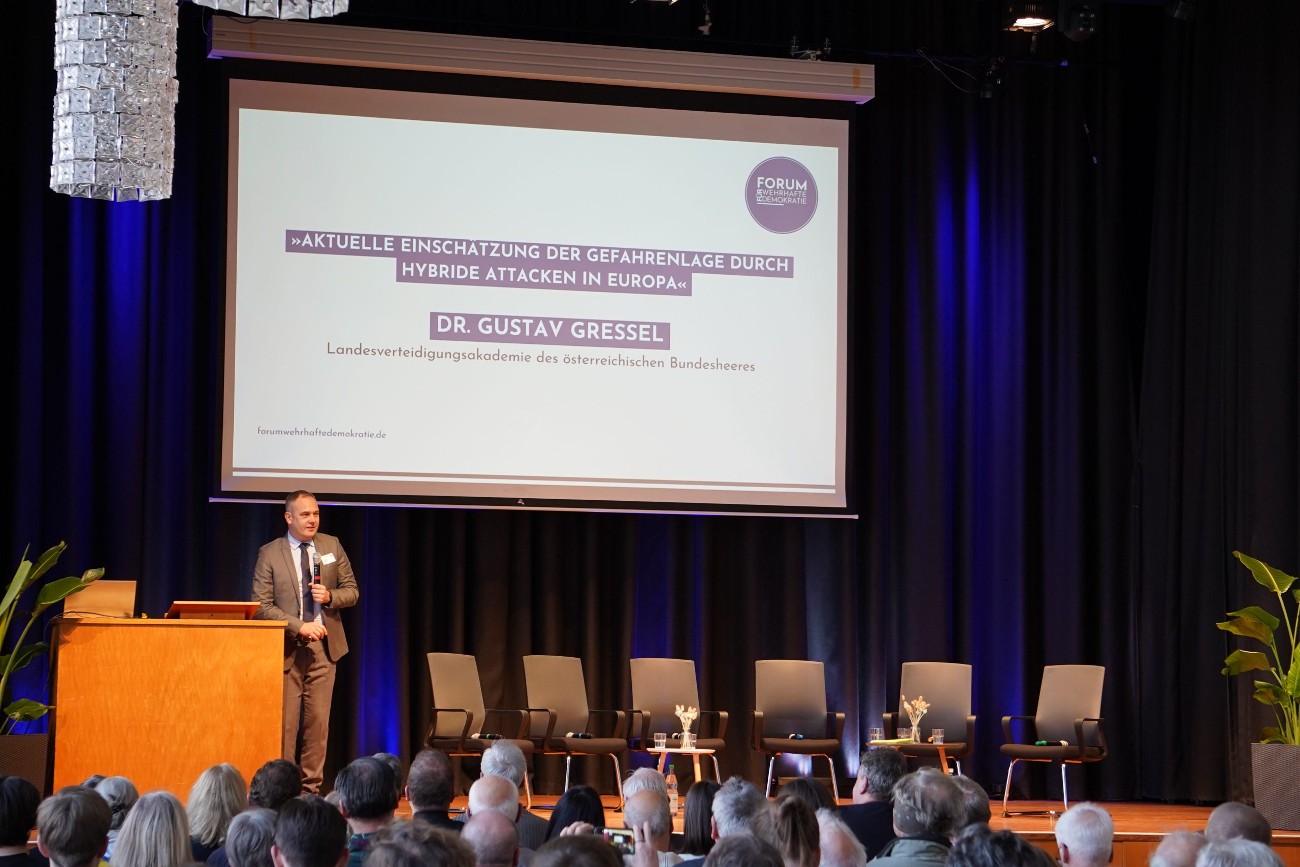 Vom Informationskrieg bis zur Infiltration: Gressel über Russlands Vorgehen